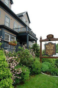 Sea Rose Hotel